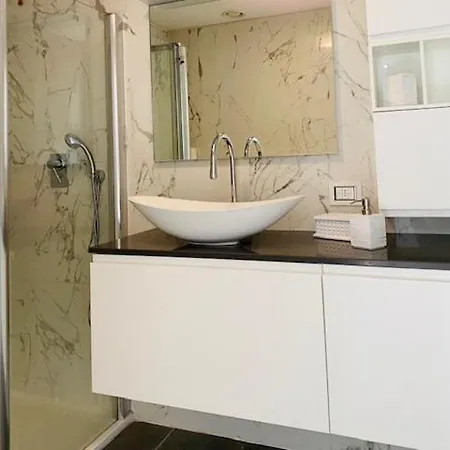 Residenza Parco Sant Andrea Apartment Menaggio