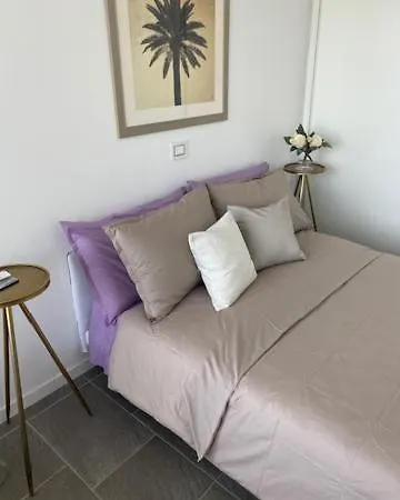 Residenza Parco Sant Andrea * ميناجيو